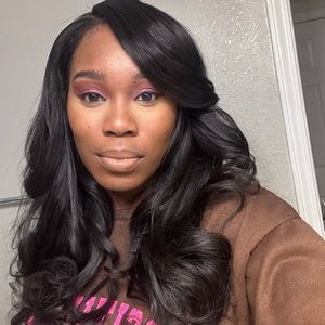 Raw hair bundles 16/18/20, on hand ready to ship! Closure not included.